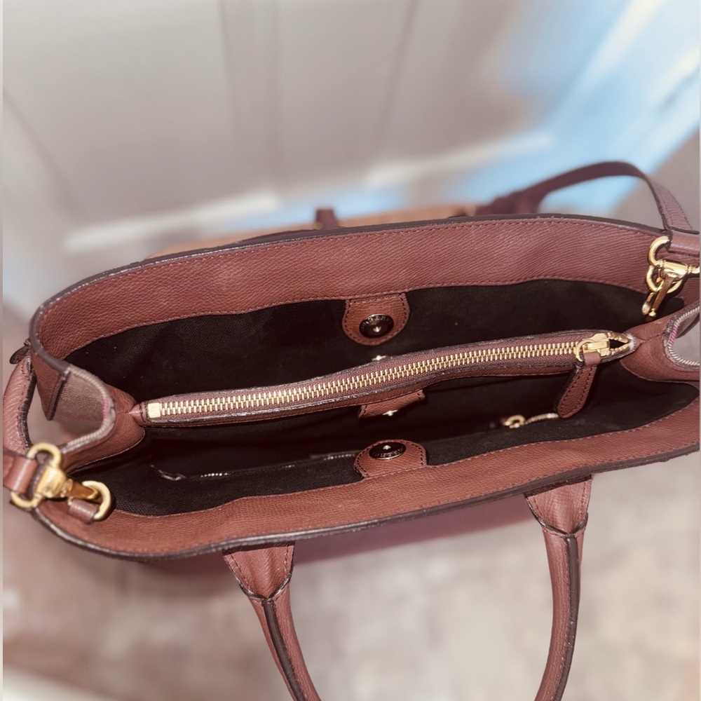 Burberry large Banner Tote in mahogany. Amazing condition ✨ Authentic - Picture 8 of 14